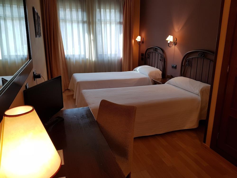 Hotel Cotiella Campo  Kültér fotó