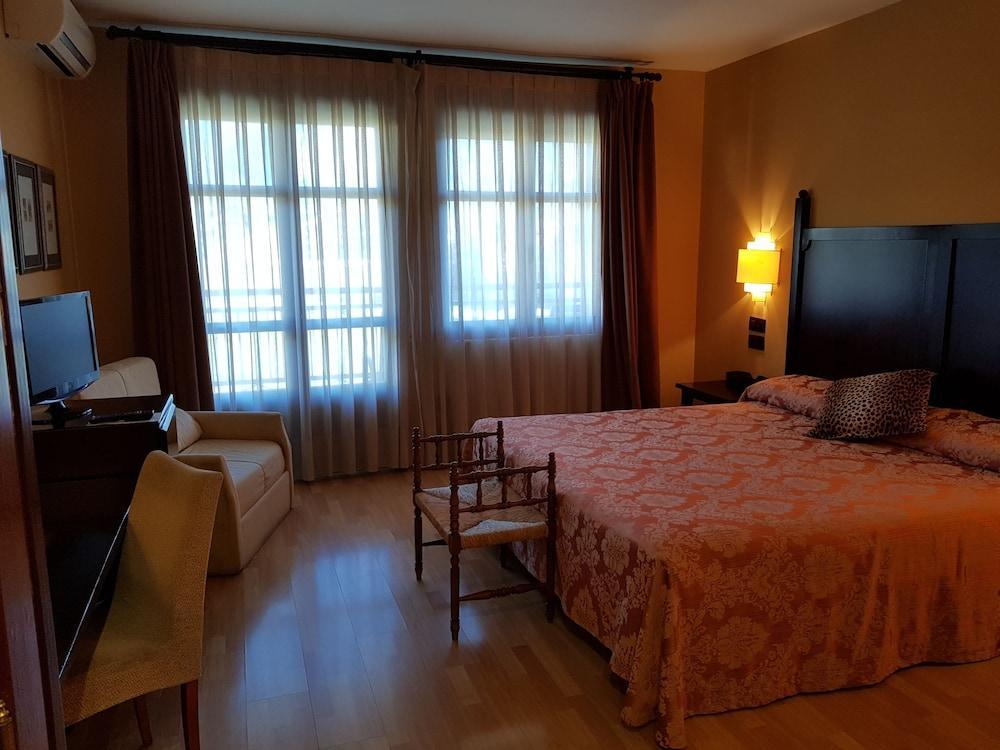 Hotel Cotiella Campo  Kültér fotó
