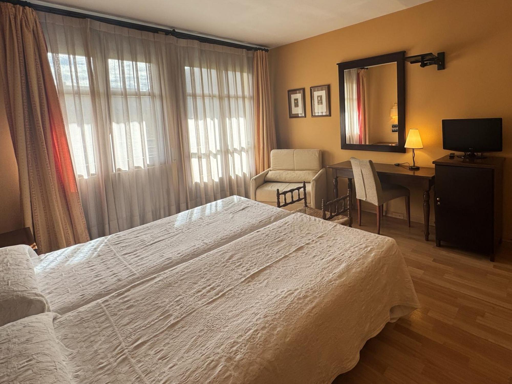 Hotel Cotiella Campo  Kültér fotó