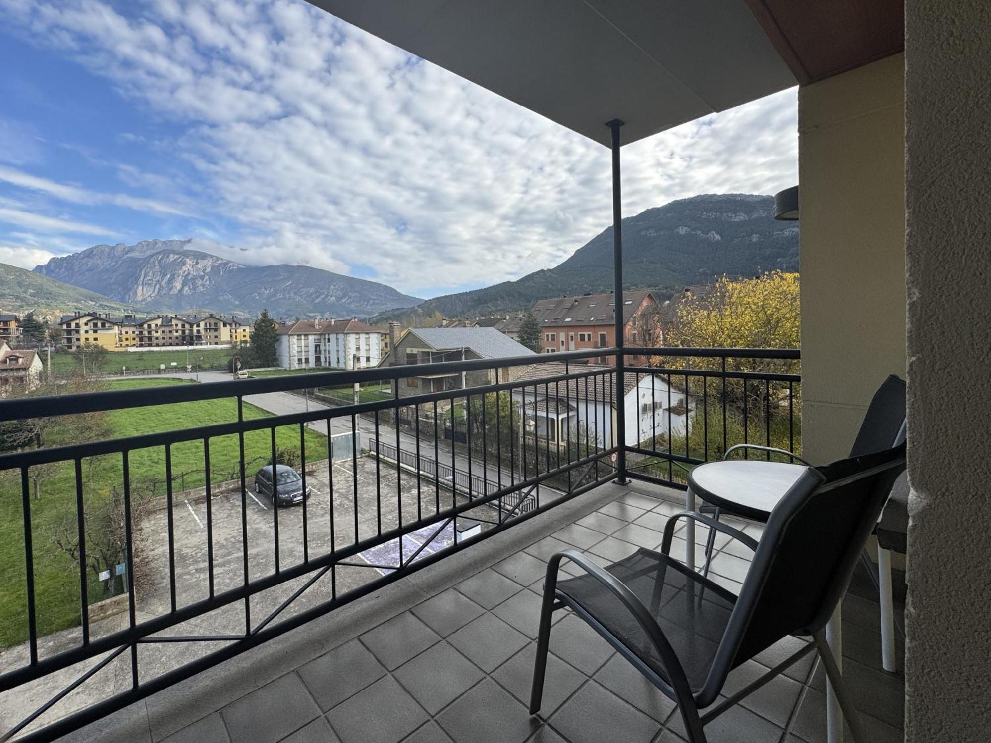 Hotel Cotiella Campo  Kültér fotó