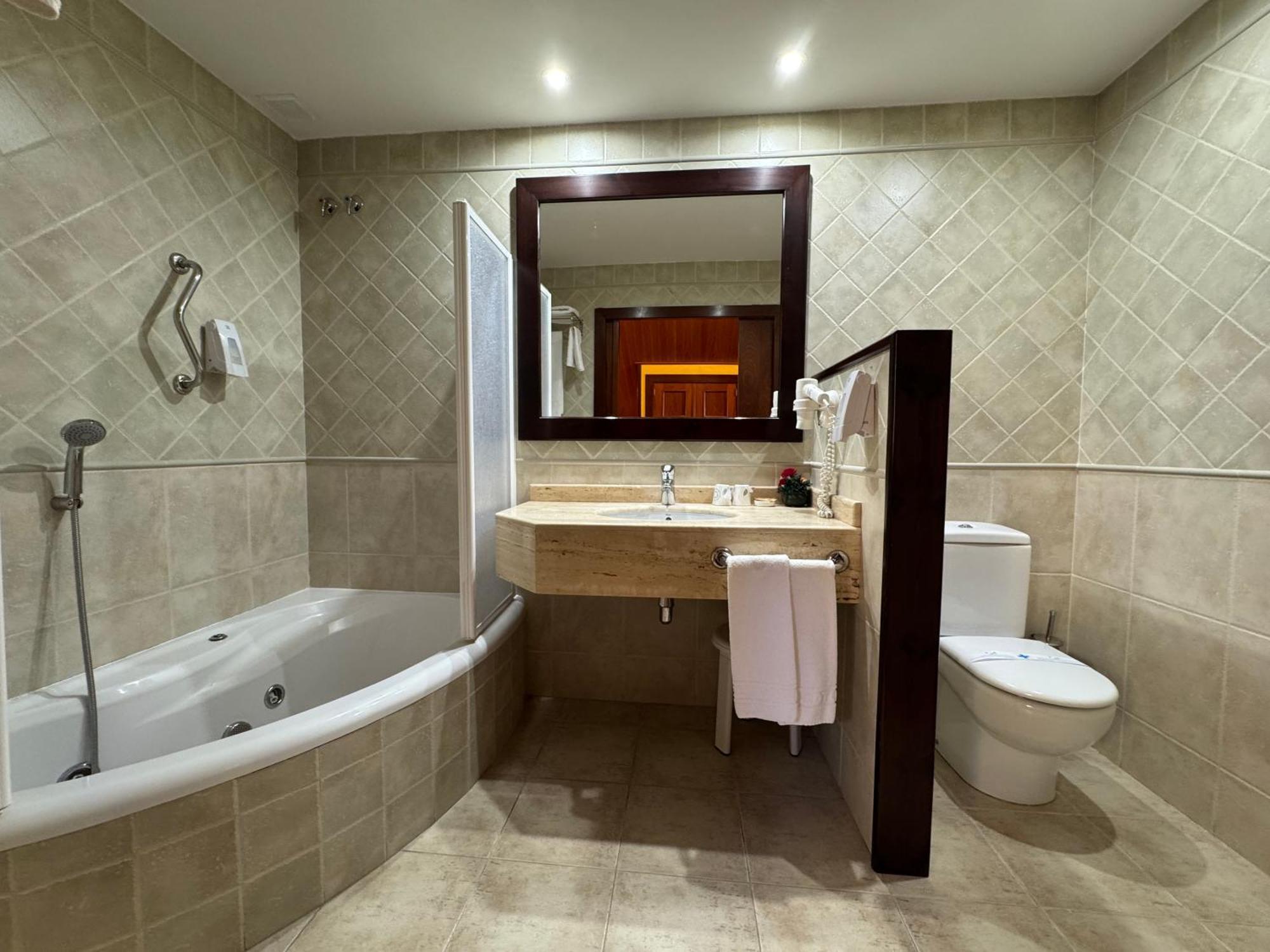 Hotel Cotiella Campo  Kültér fotó